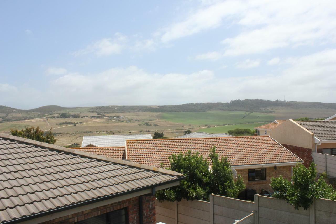 Traveller's Rest, Reebok Bed and Breakfast Mossel Bay Eksteriør billede