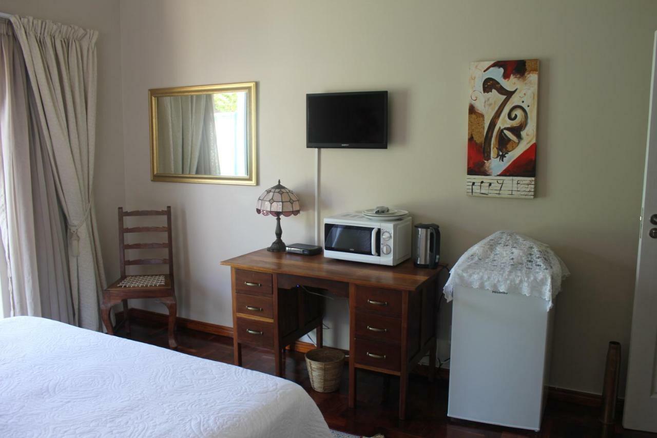 Traveller's Rest, Reebok Bed and Breakfast Mossel Bay Eksteriør billede
